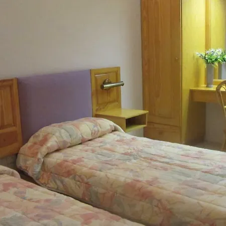 Seafront In Bay, Gozo, Malta Appartement
